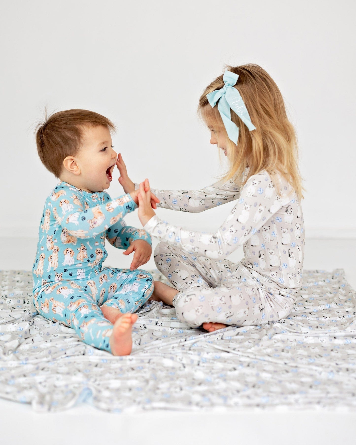 Lev Baby Cats Blanket in Bella Collection