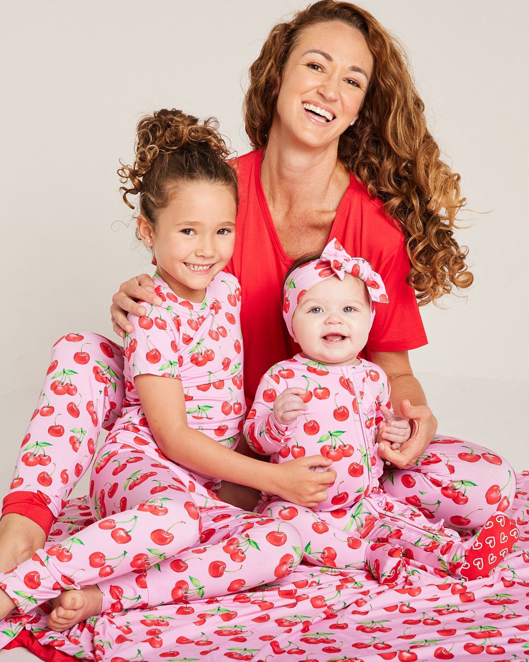 Lev Baby Ruffled Blanket from Lola Collection