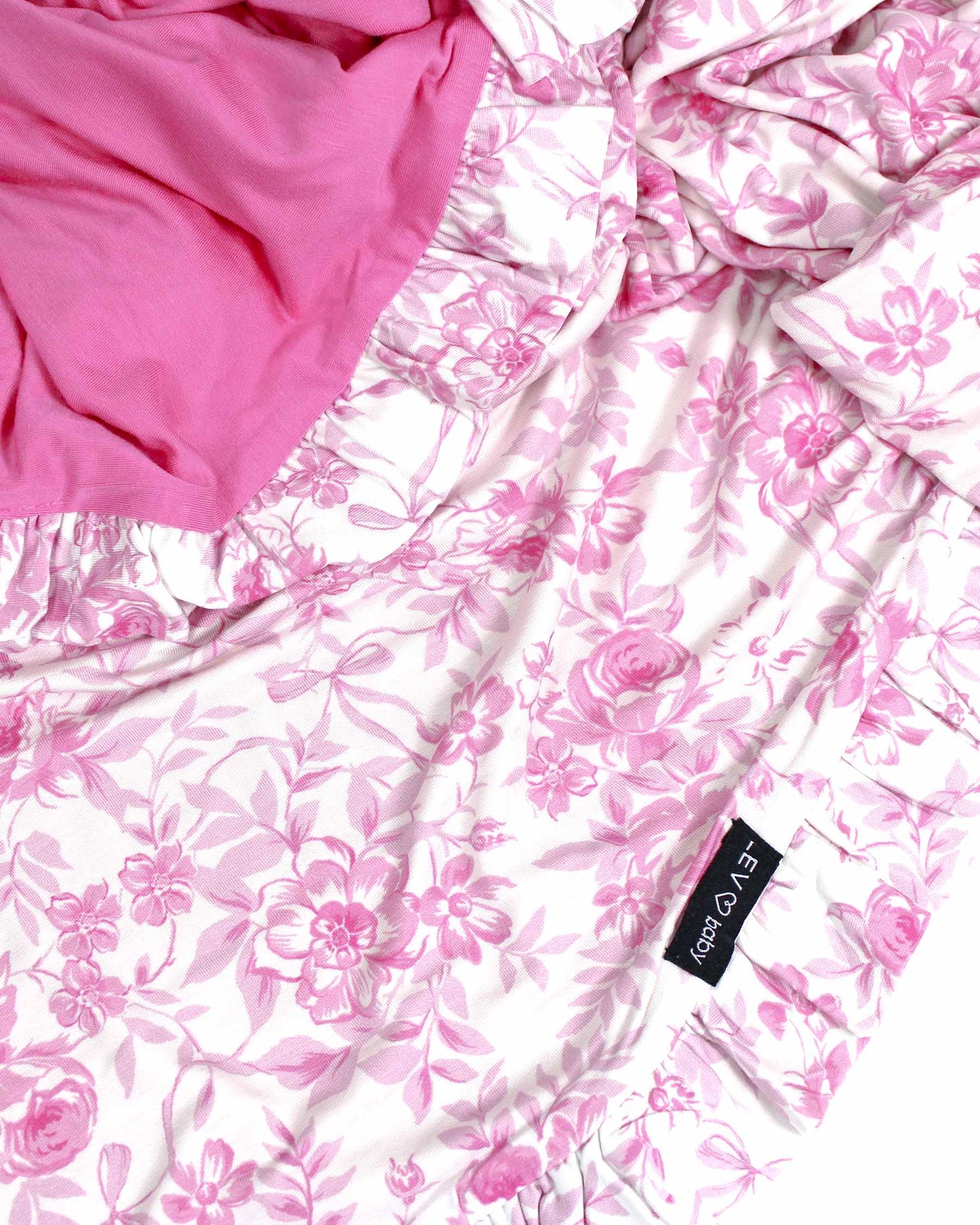 Evelyn Ruffled Blanket