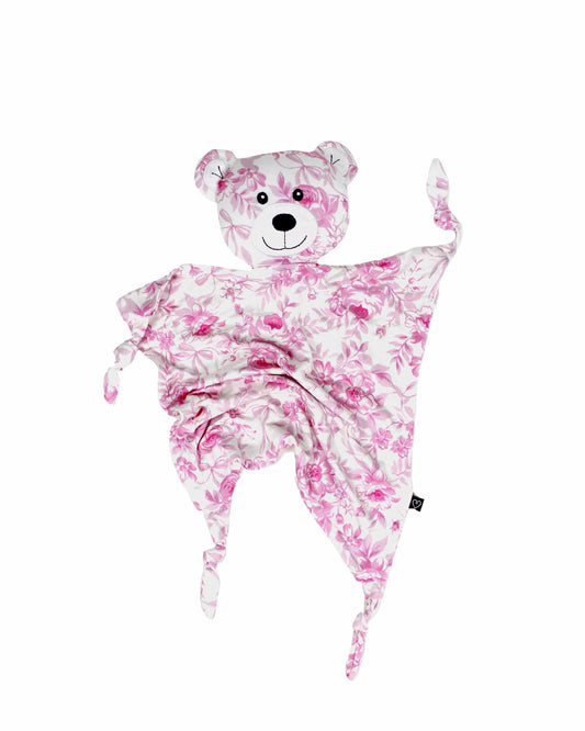 Evelyn Toy Lovey