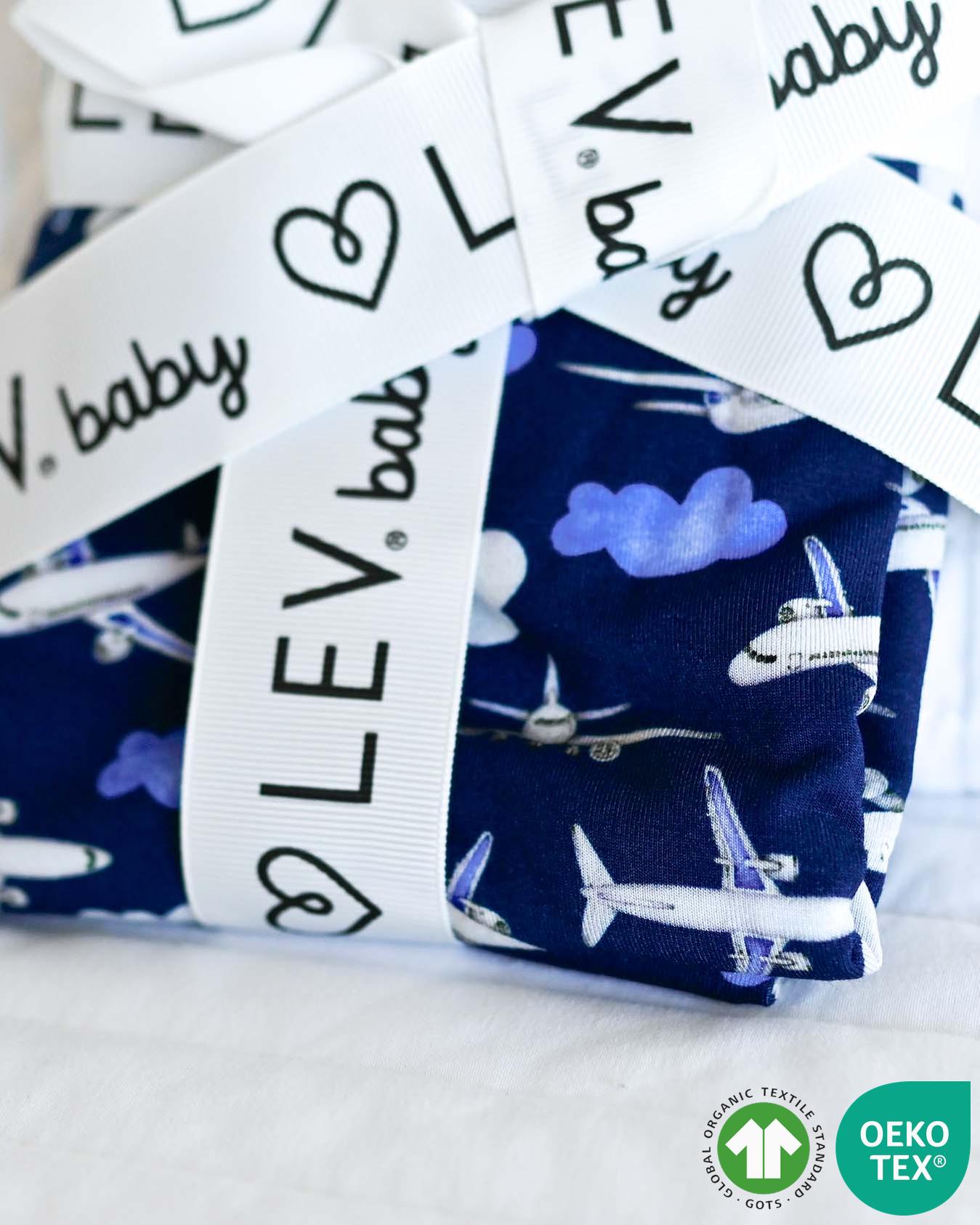 Airplane Swaddle